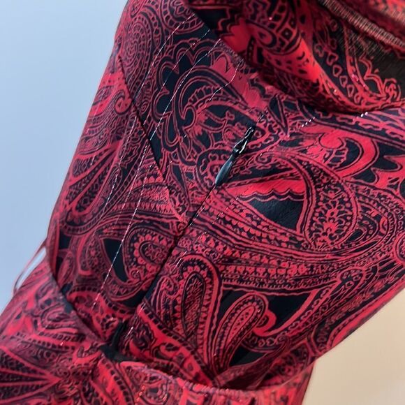 NWT Tommy Hilfiger Red & Black Ruffle Front Dress - Size 2 - Picture 11 of 16